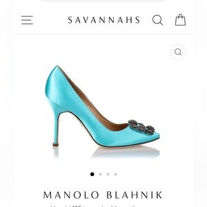 MANOLO BLAHNIK
Hangisi 105 Tiffany Blue Satin Pump 36